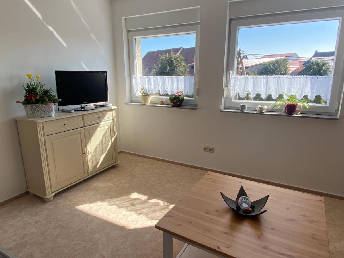 Schoen Moeblierte Wohnung In Genthin/ Ot Tucheim Buitenkant foto