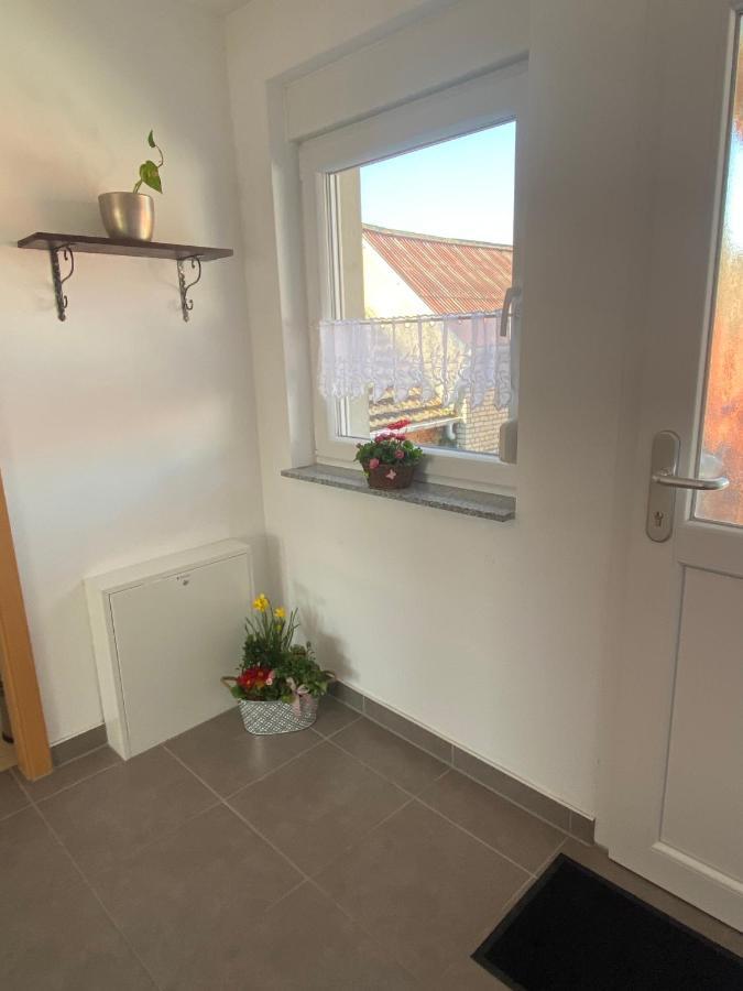 Schoen Moeblierte Wohnung In Genthin/ Ot Tucheim Buitenkant foto